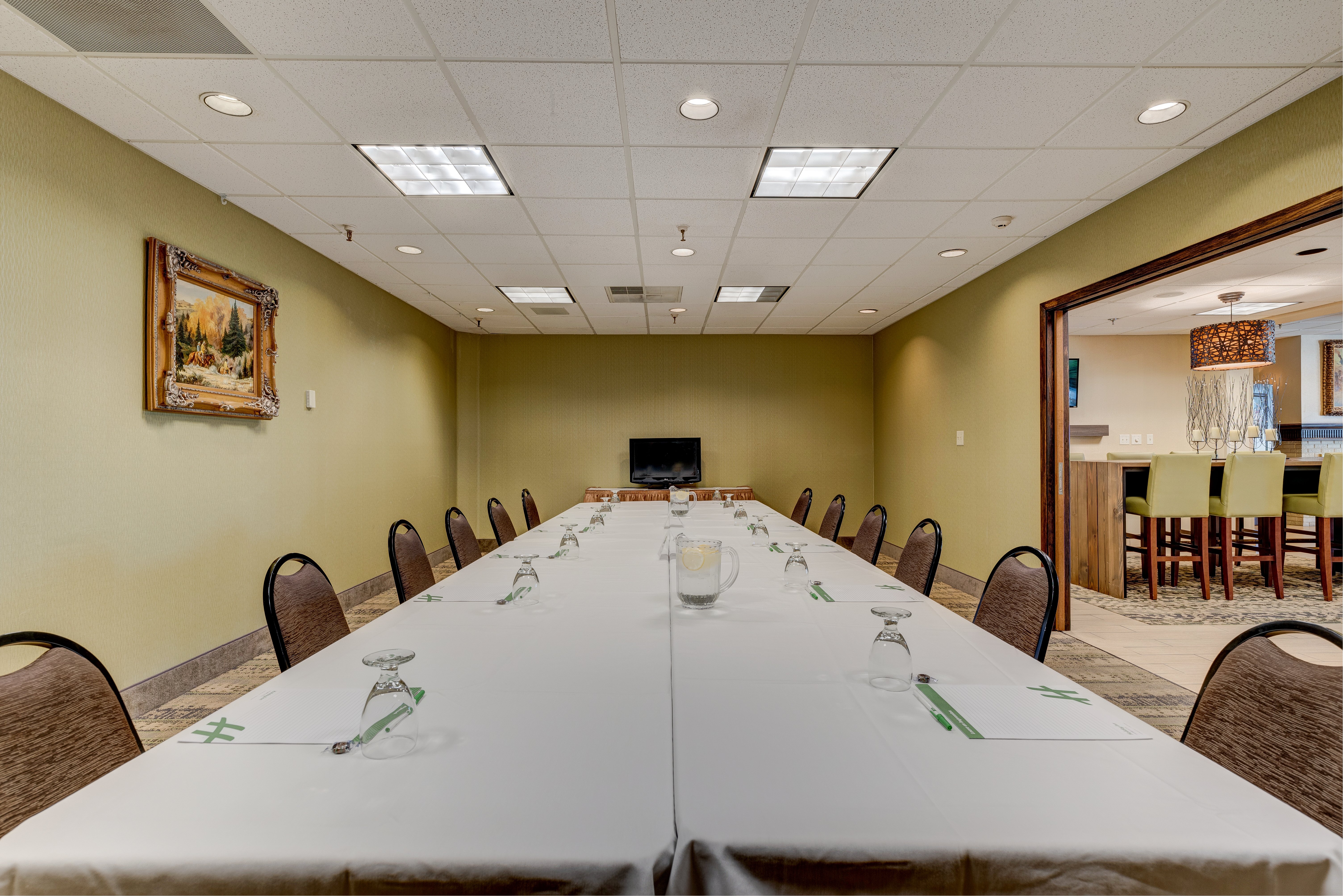 Holiday Inn Spearfish-Convention Center 43/55
