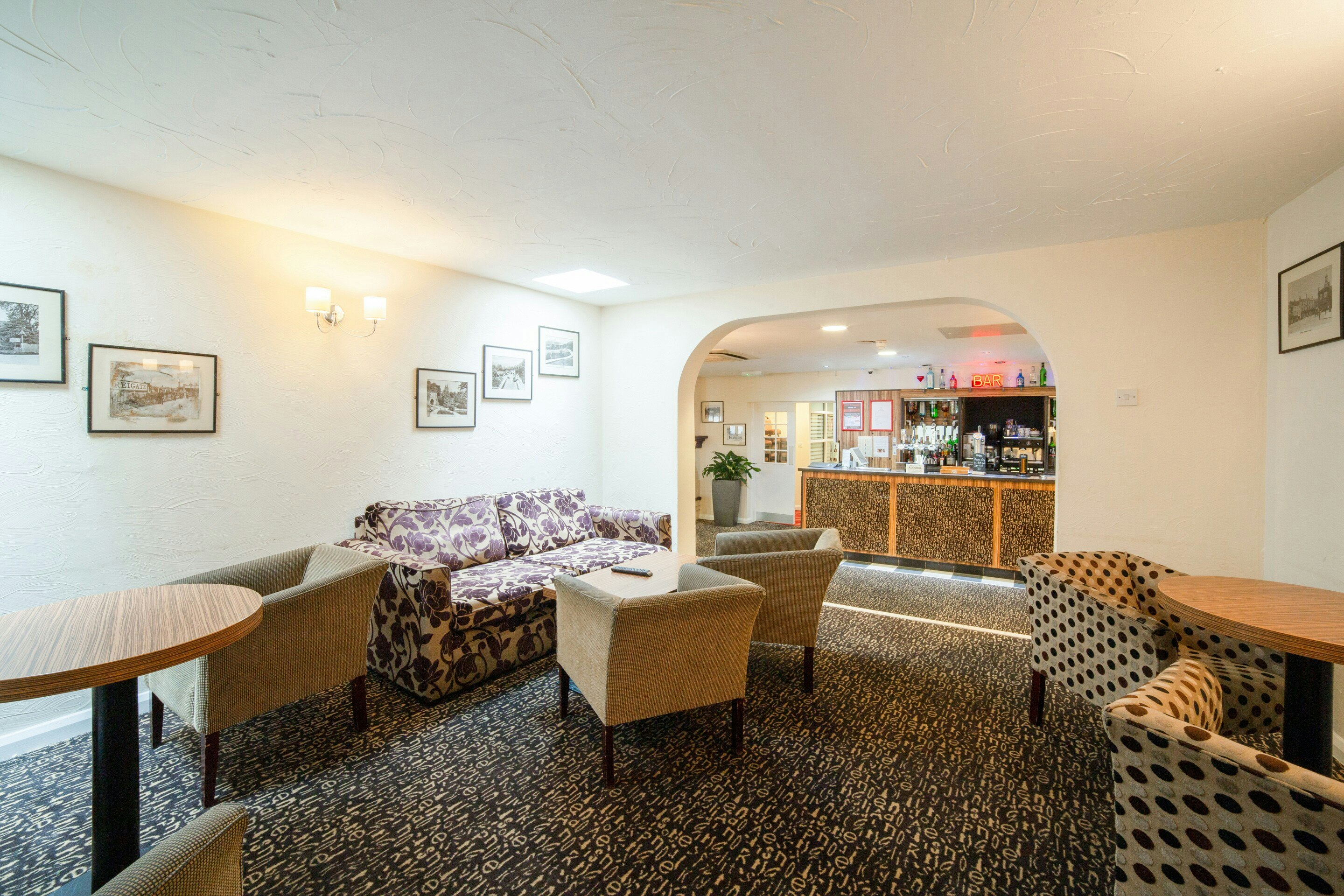 OYO The Bridge House Hotel 11/28