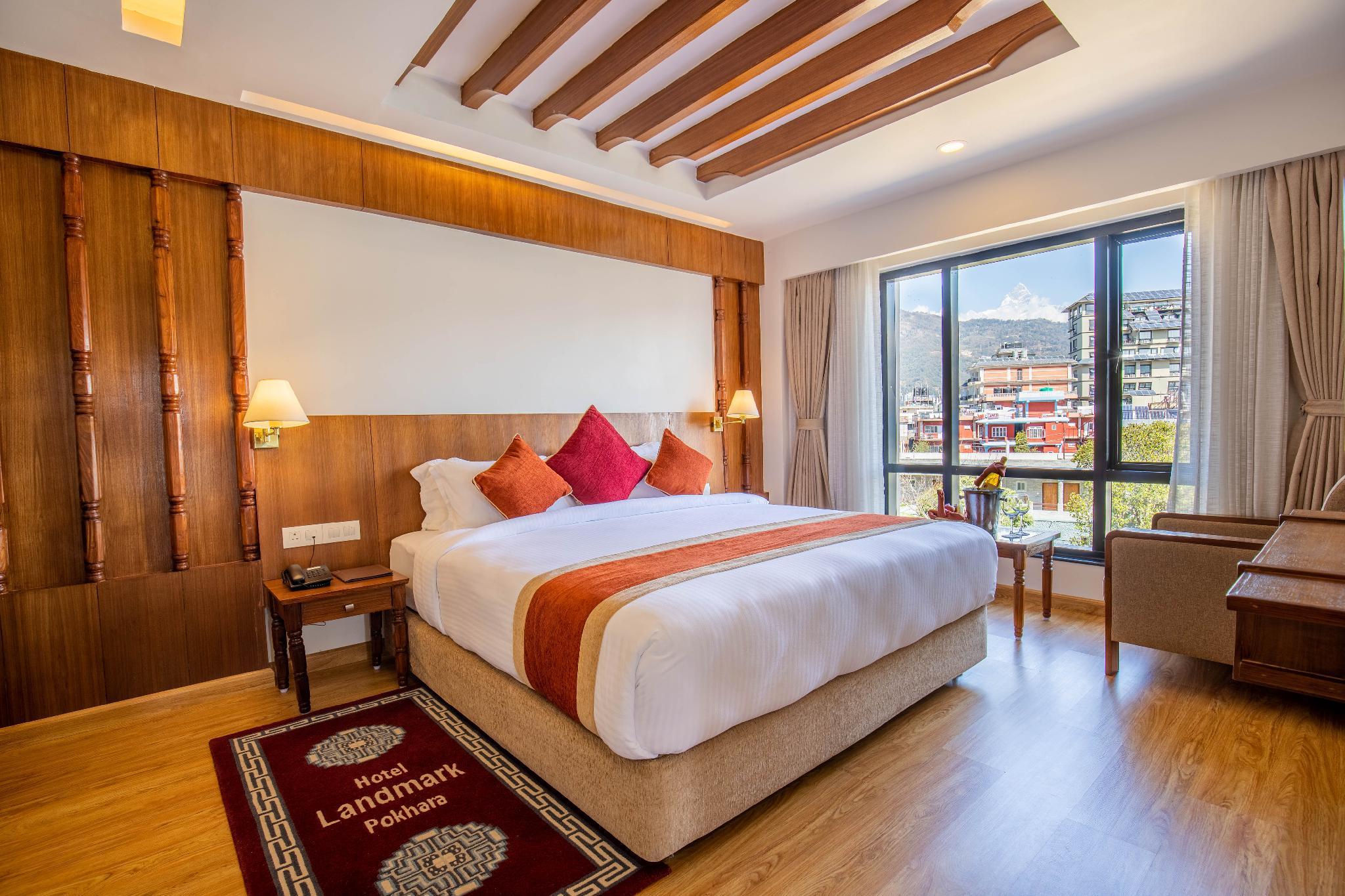 Super, Deluxe, Double or Twin Bed