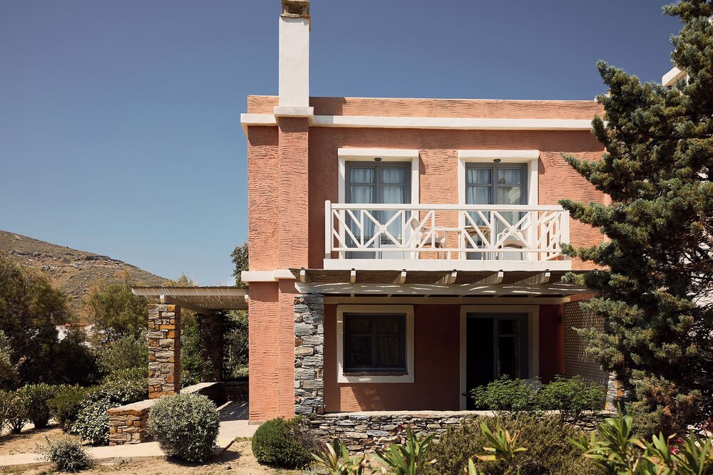 Porto Kea Suites 2/70