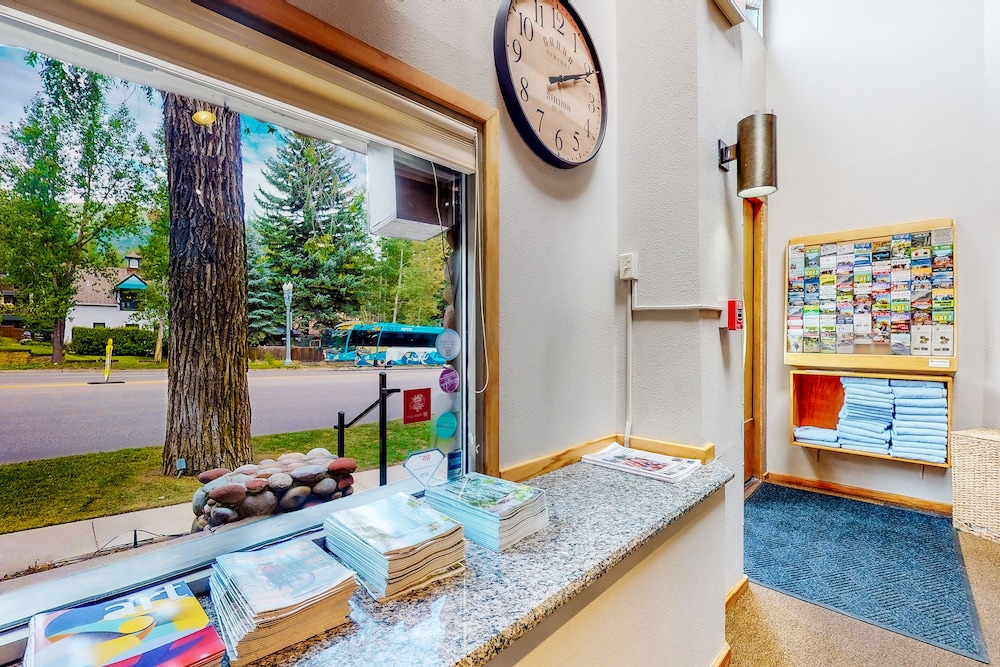 Aspen Mountain Lodge 37/50