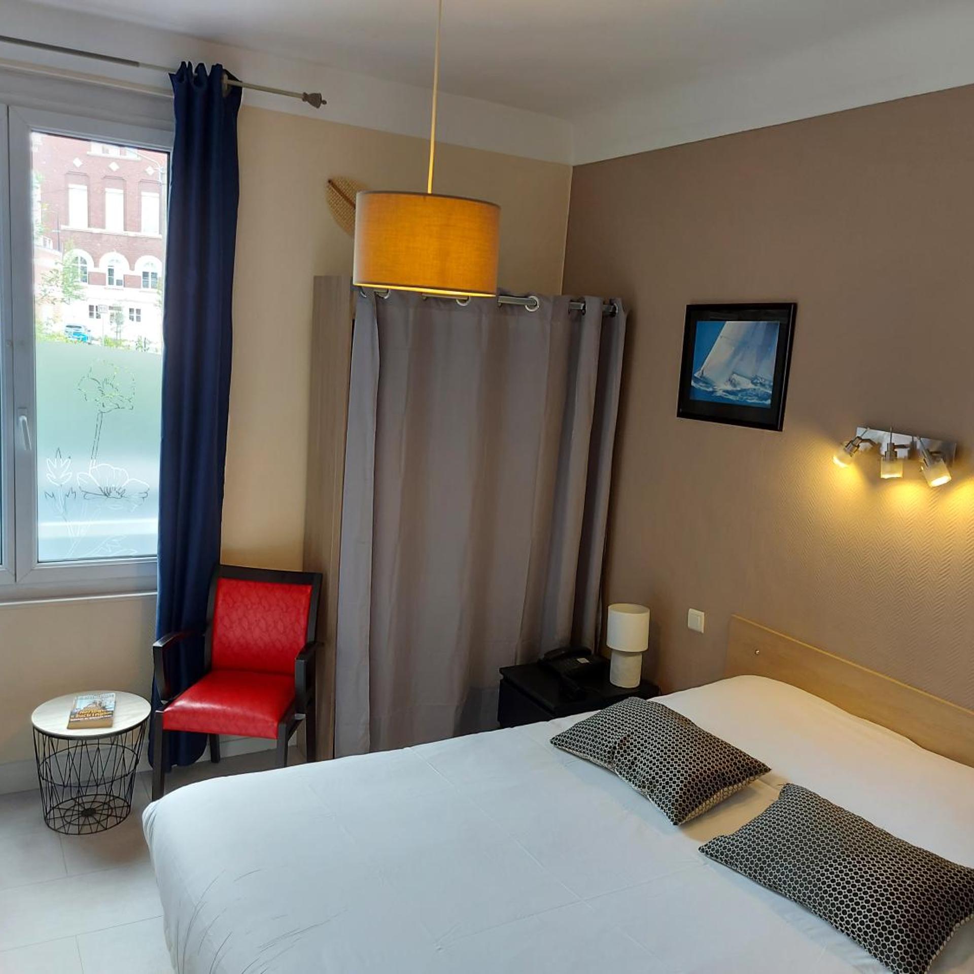 غرفة بسرير مزدوج، Hotel De La Paix 3/10