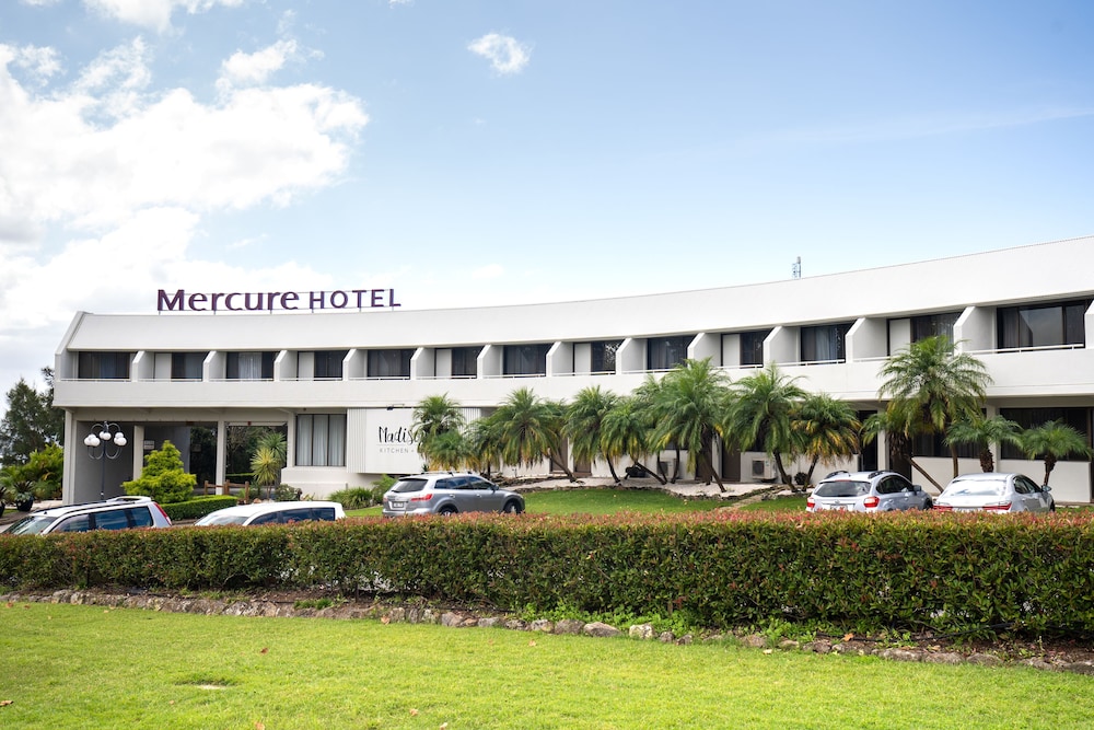 MERCURE CHARLESTOWN 42/50