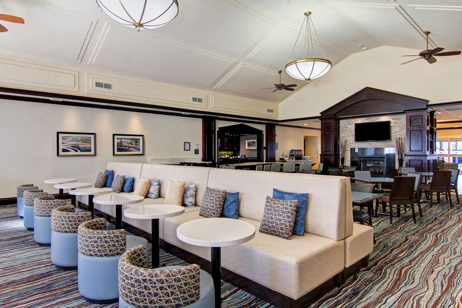 restaurant cafeteria