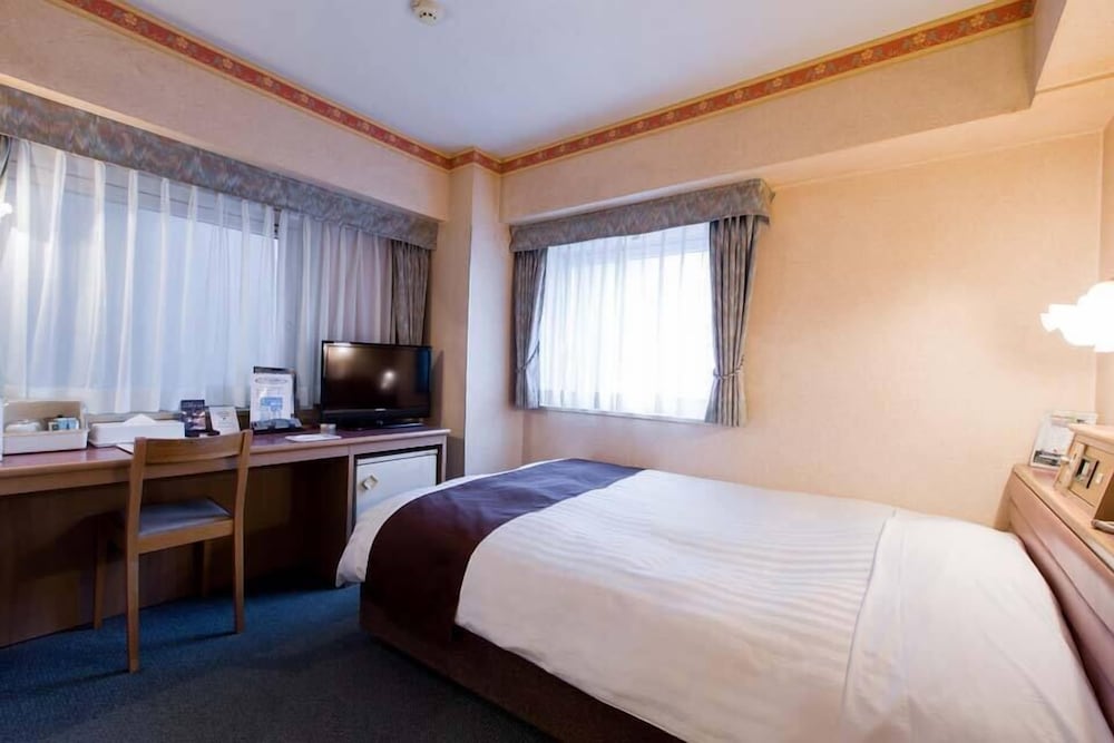 ROOM, DOUBLE BED, SMOKING