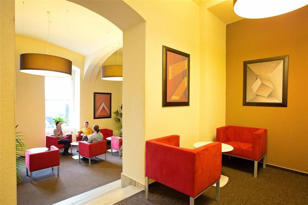 Hotel Merkur 38/63