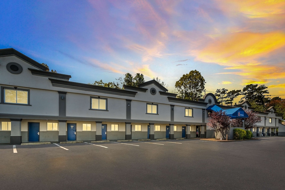 Motel6 Toms River, NJ - Near Seaside Heights in TOMS RIVER - NJ