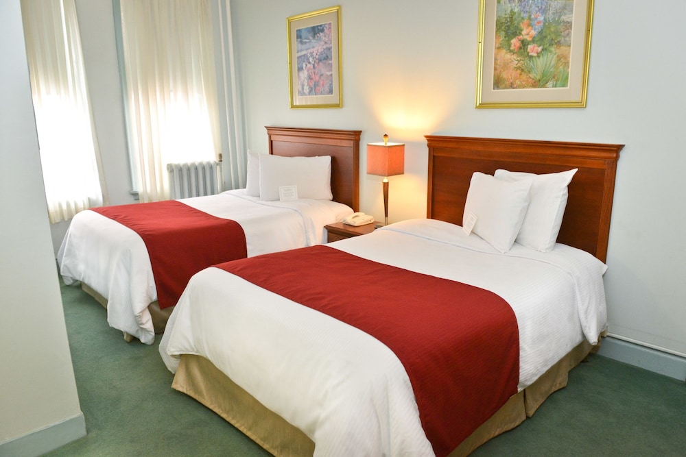 غرفة عائلية بسريرين مزدوجين، Airport Hotel Mahal 2/4