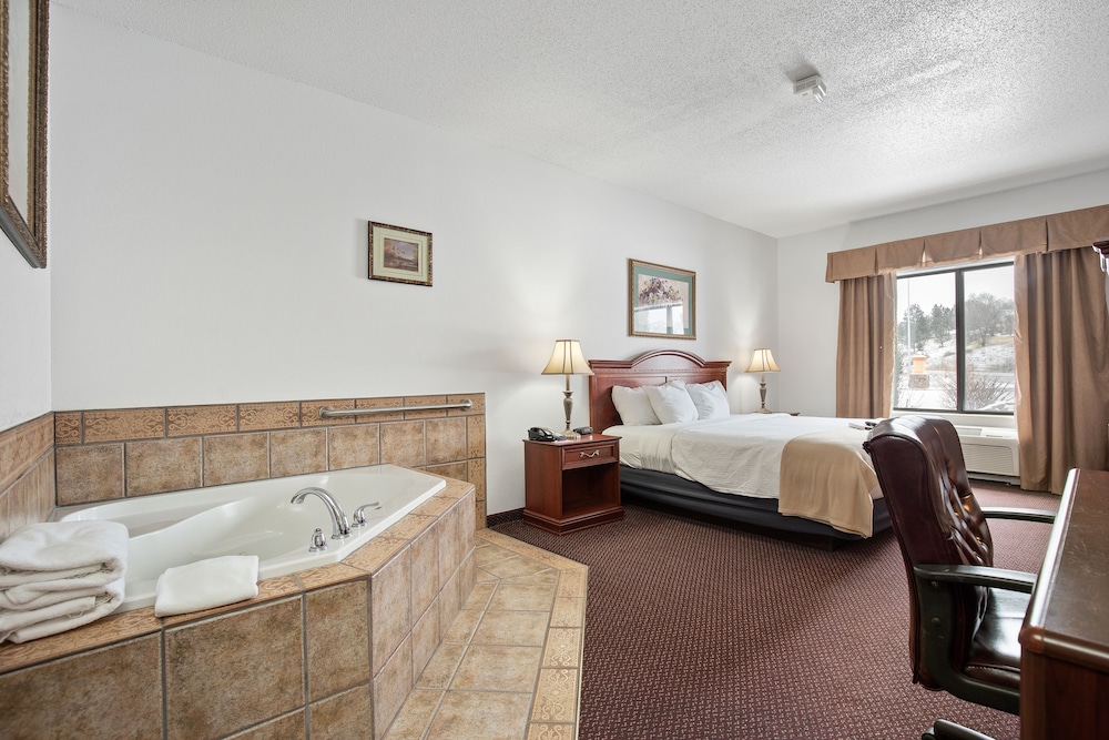 Usa Stay Hotel and Suites 14/48