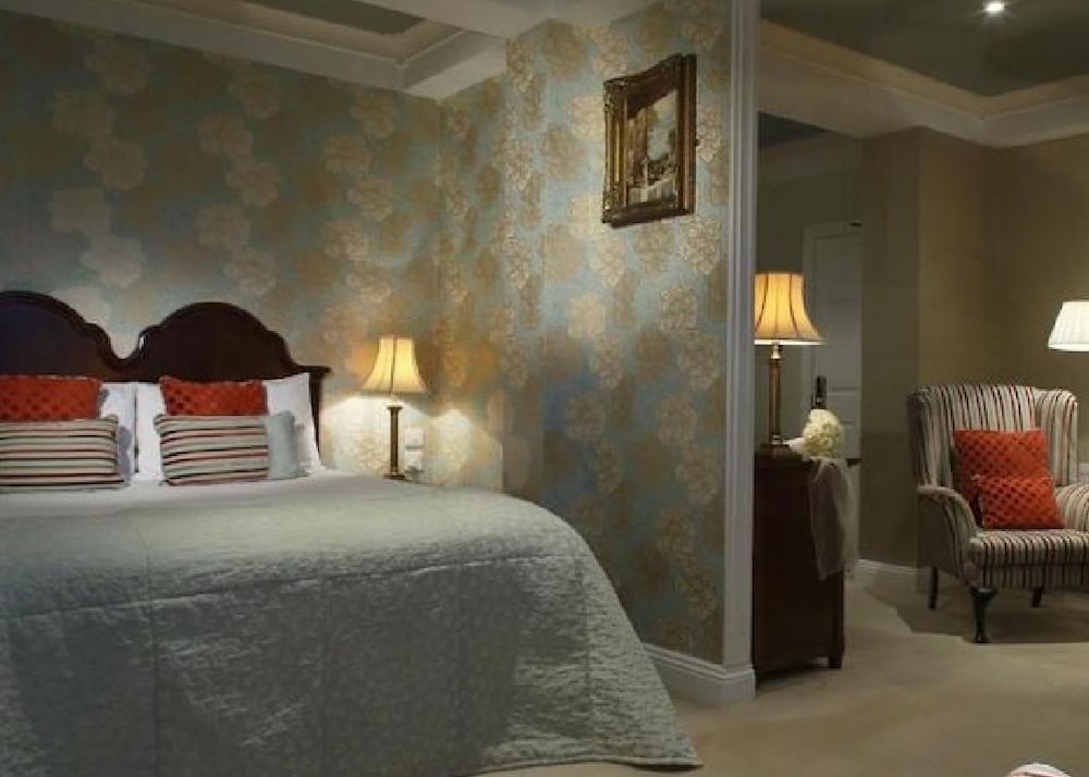 Granville Hotel Waterford 14/69