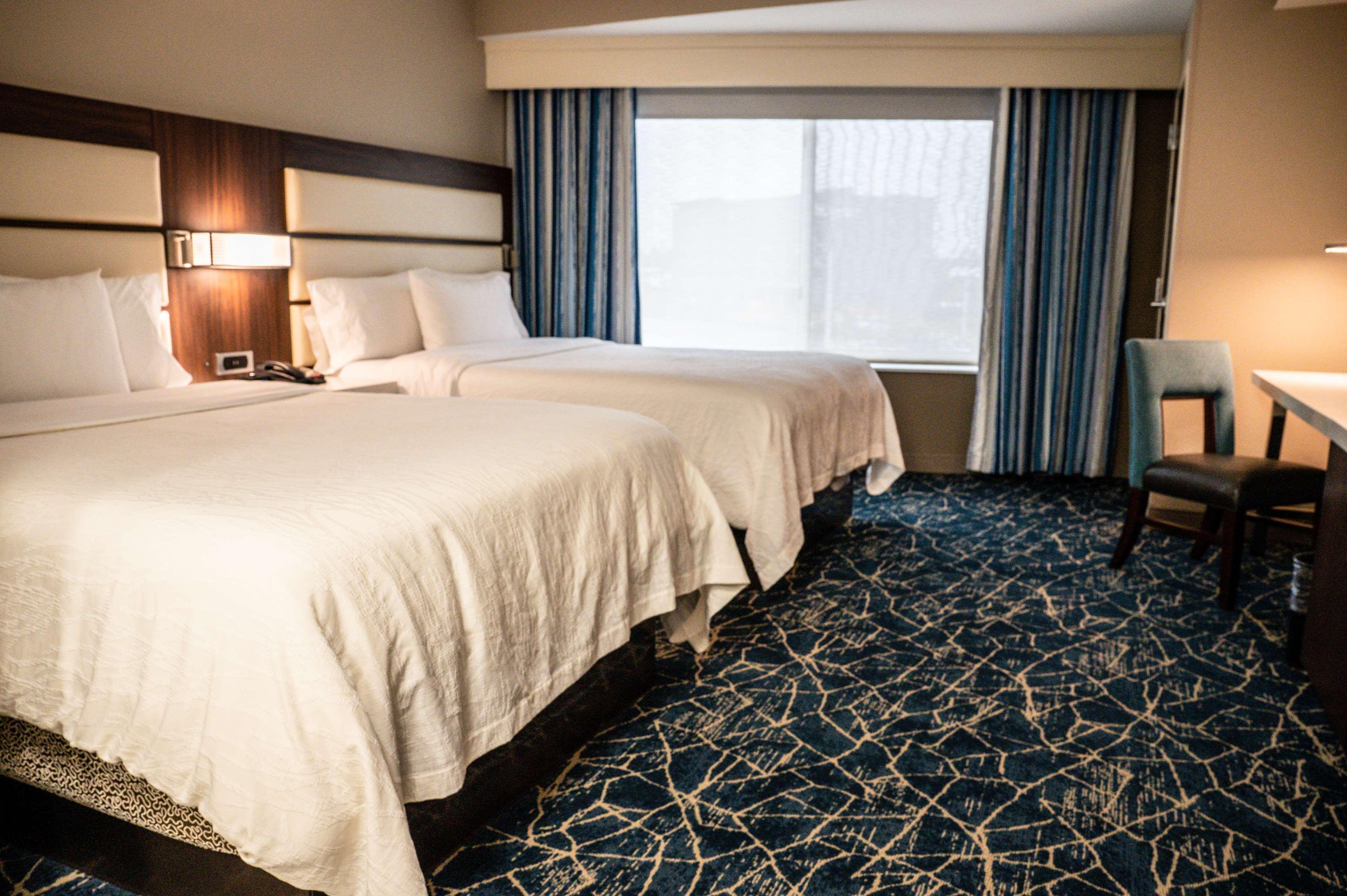 1 BEDROOM, SUITE, 2 QUEEN BEDS, SOFA