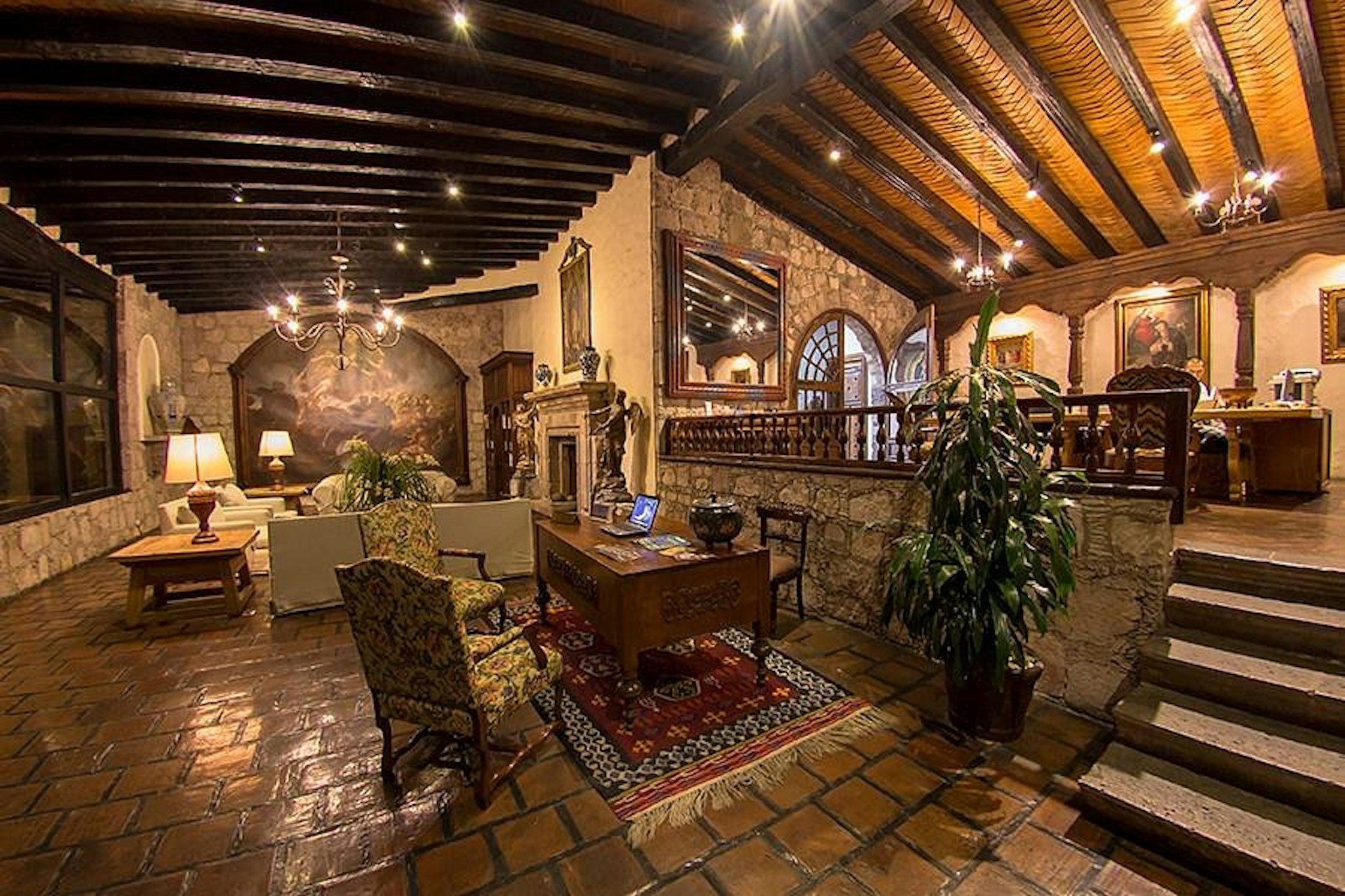 Villa Montana Hotel And Spa Boutique 7/70