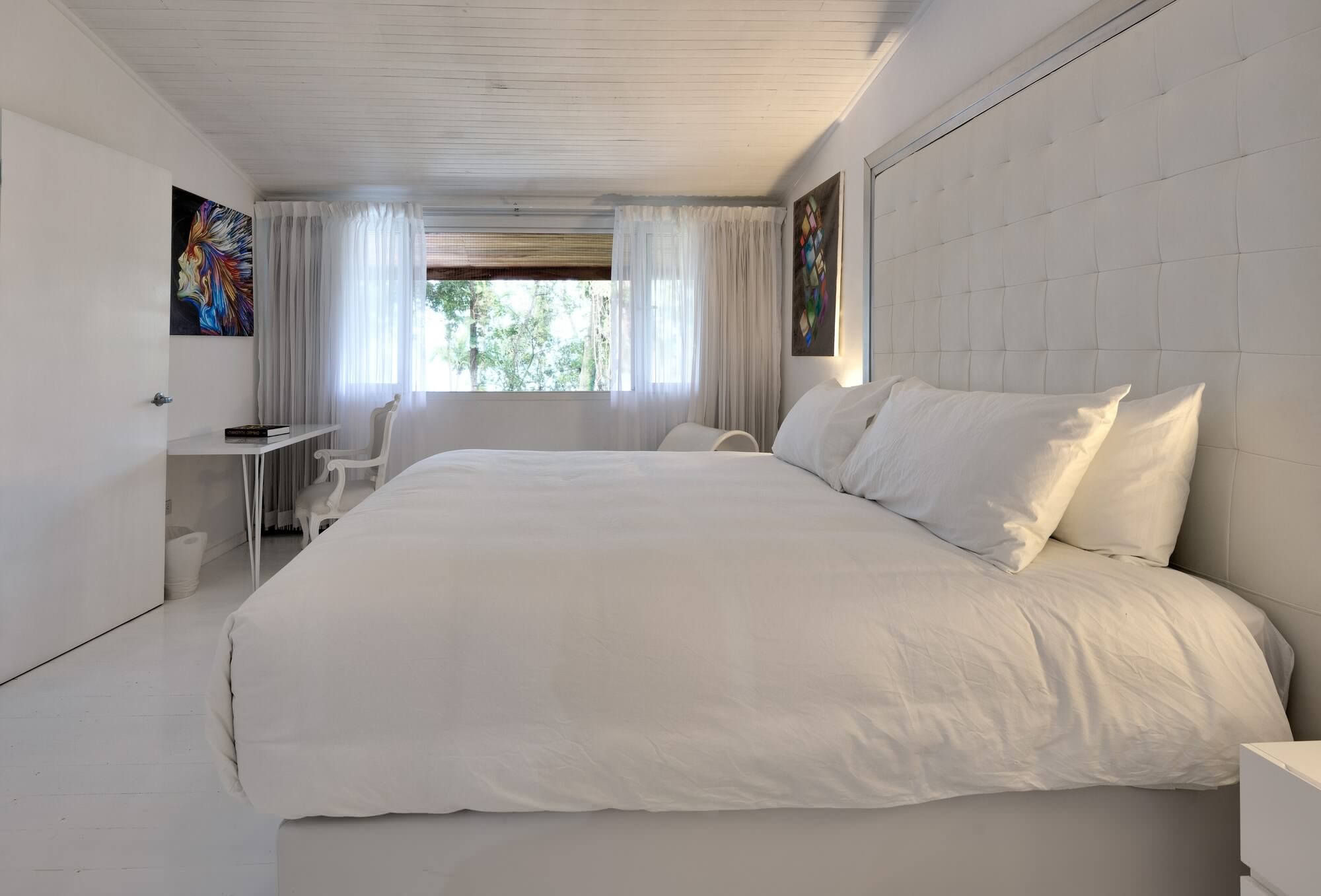 Premium, Suite, 1 King and 2 Queen Beds, Ocean Front