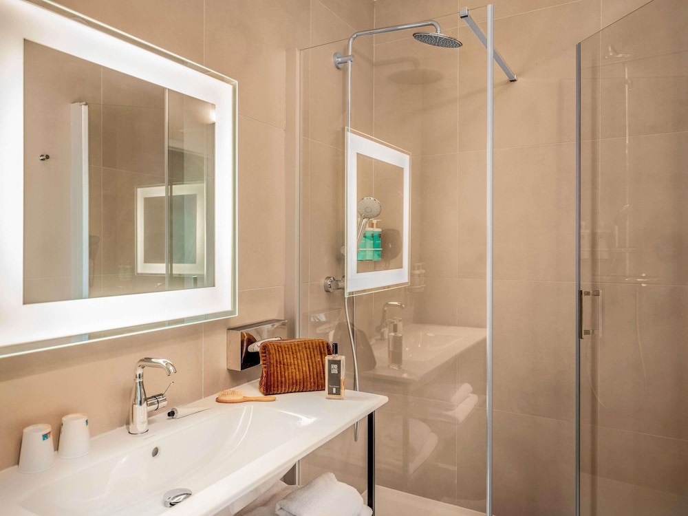 Novotel Orleans Centre Gare 48/50