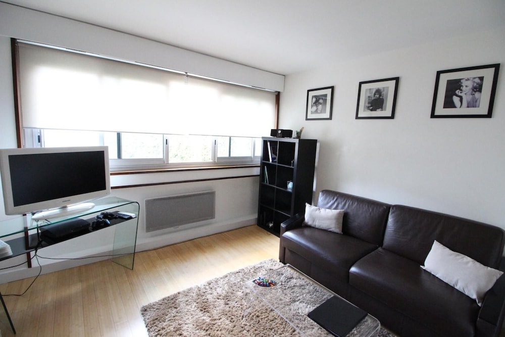 Short Stay Paris Apartments 25/50