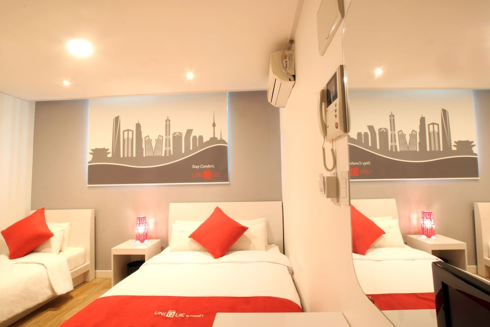 Three Seven Hotel 17/49