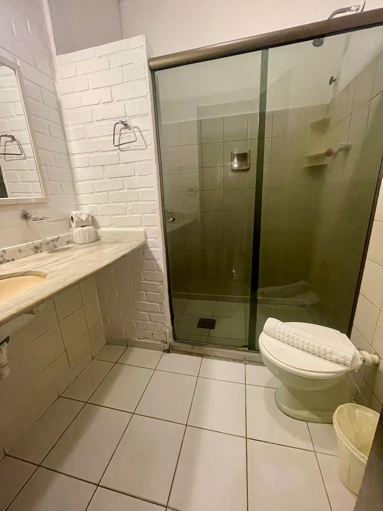 Hotel La Brise 49/50