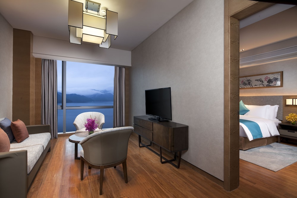 Crowne Plaza Hangzhou Thousand Island Lake 51/76