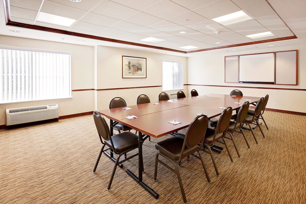 Best Western Byron Center 35/40