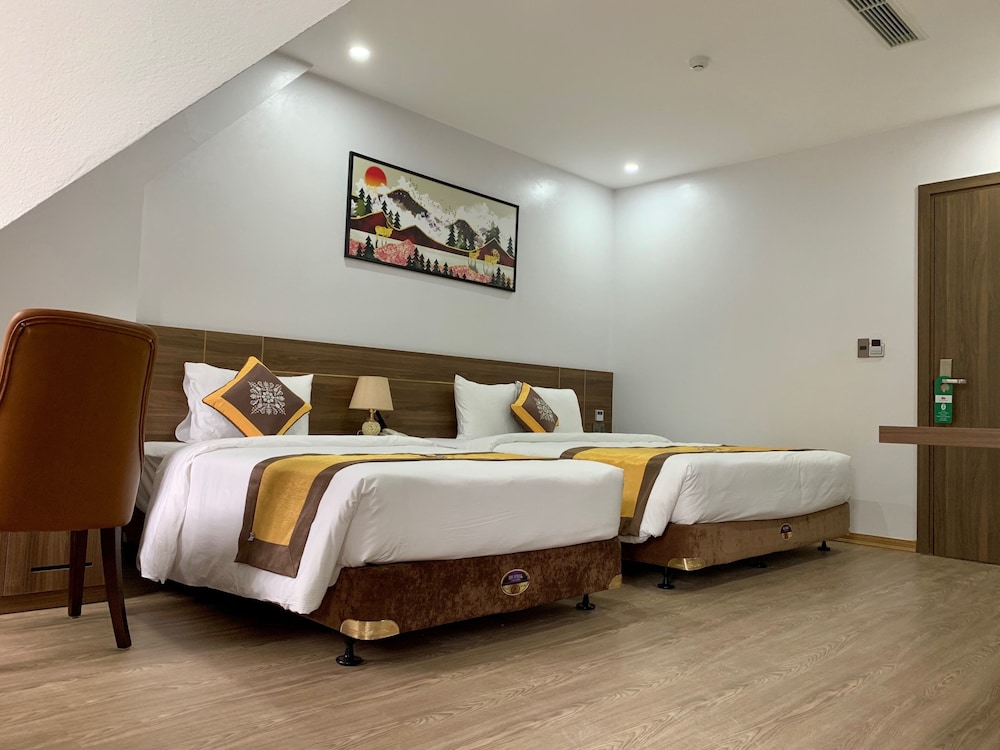 Hotel Emma 23/50