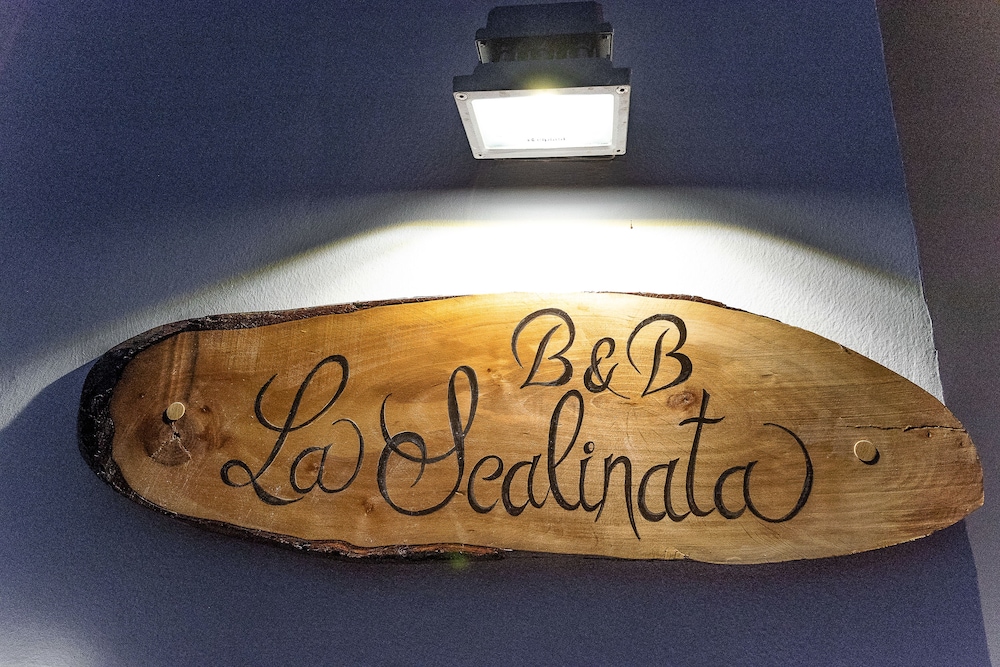 La Scalinata 12/25