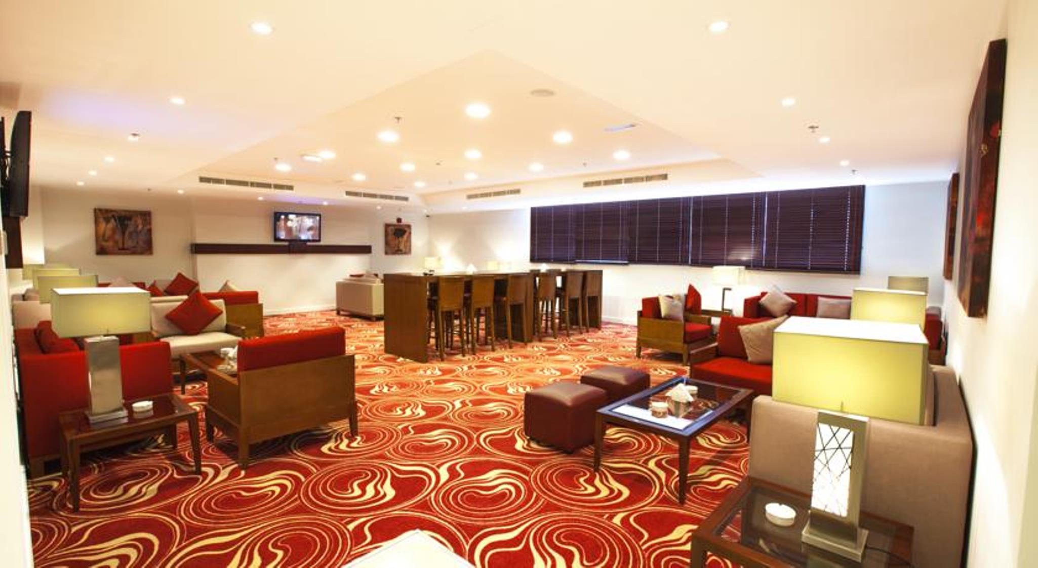 HOLIDAY INN EXPRESS BAHRAIN 14/18