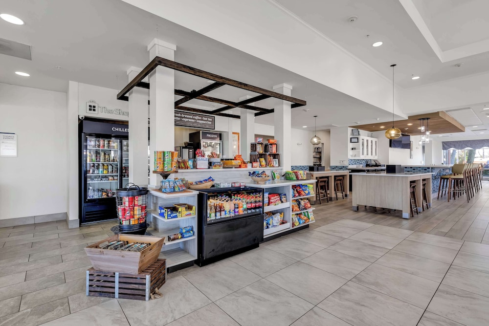 HILTON GARDEN INN MYRTLE BEACH-COASTAL GRAND MALL photo5