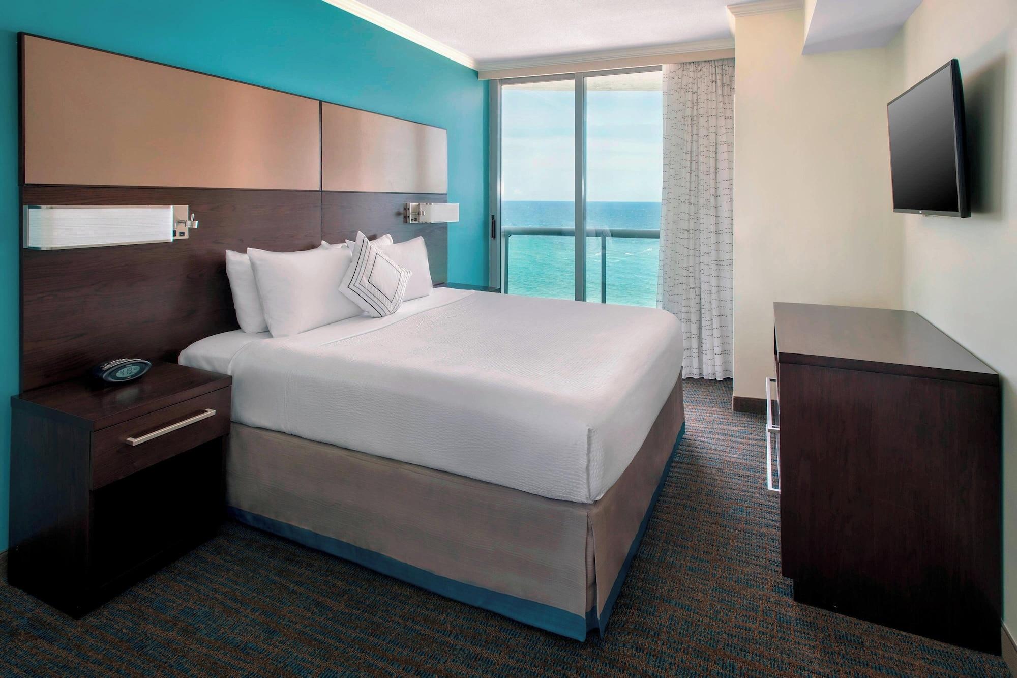 2 Bedrooms, Suite, Ocean Front