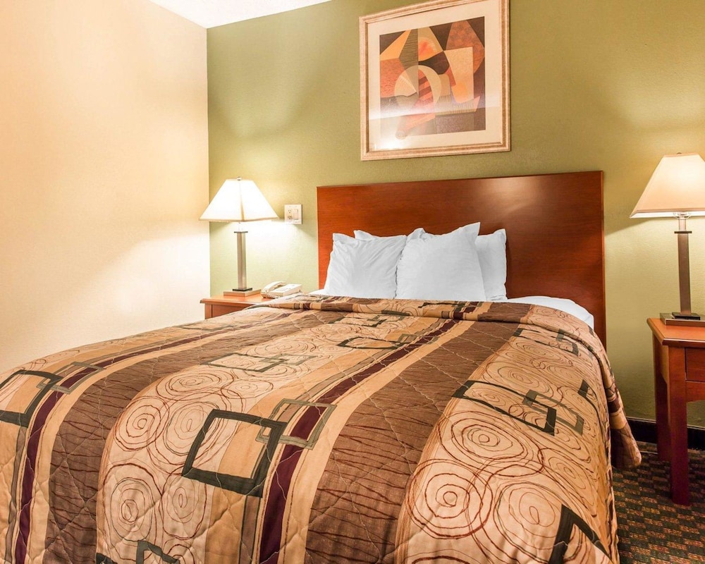 Sleep Inn Near Ft. Jackson 8/36