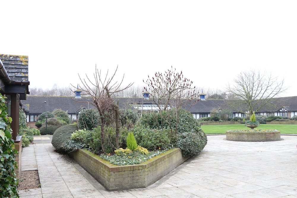 The Willows Training Centre 45/50