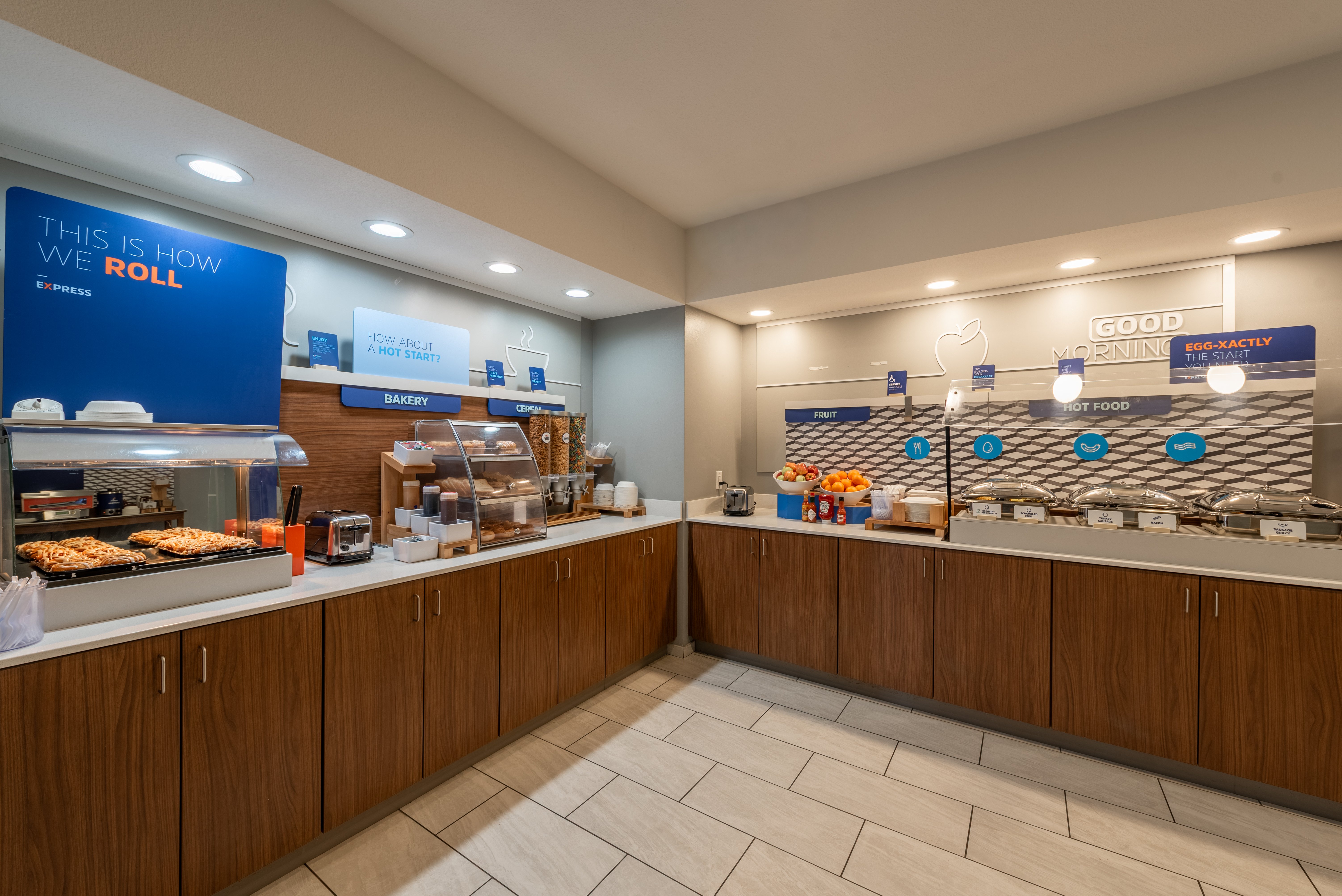 Holiday Inn Express Hotel & Suites Lamar 63/78