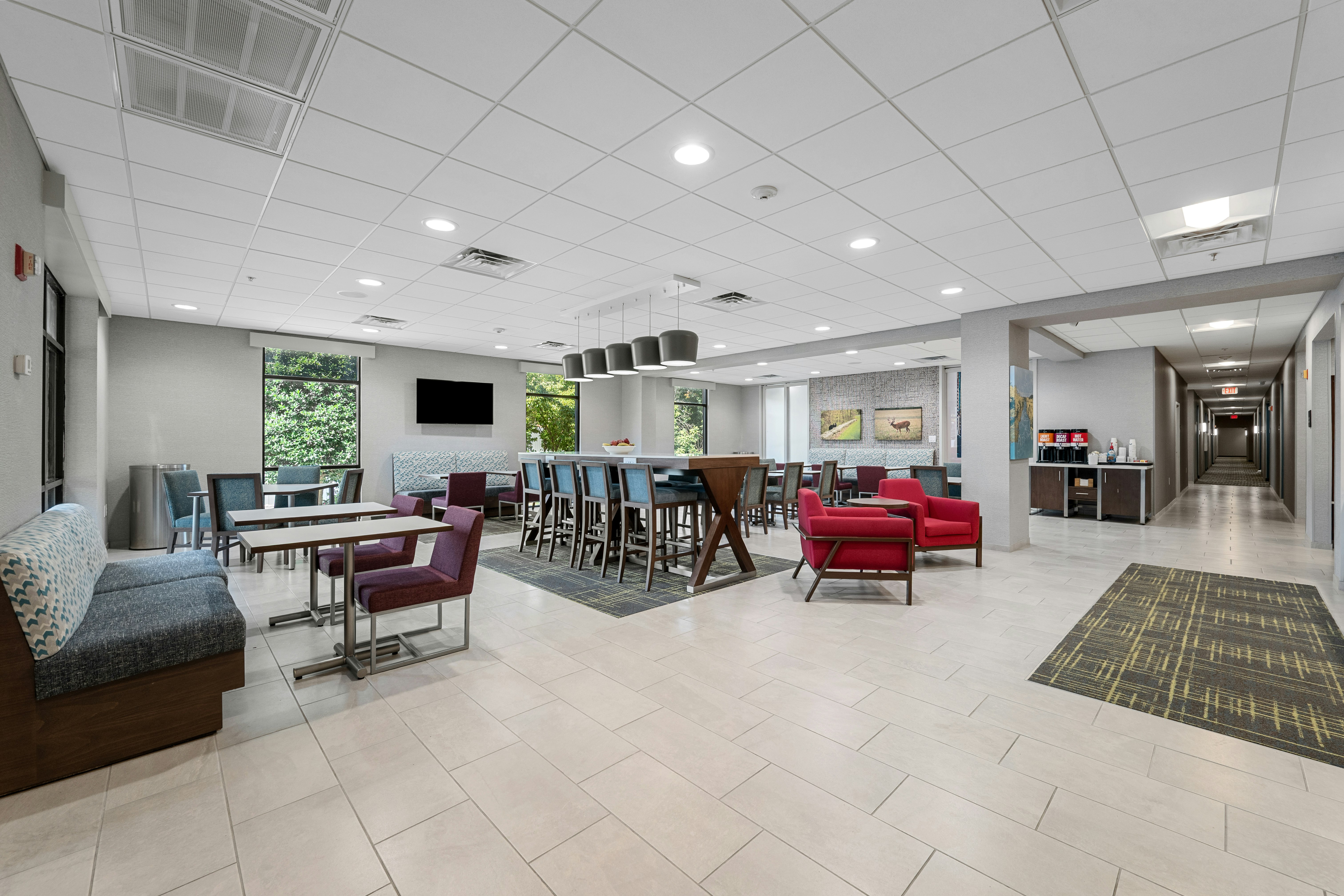 Hampton Inn Front Royal 27/39