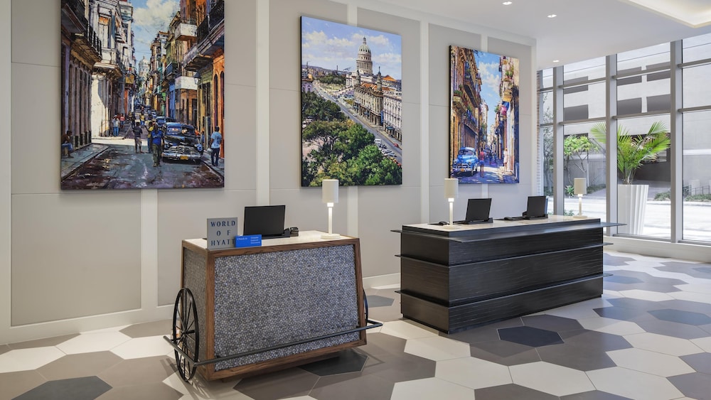 Hyatt Centric Brickell Miami 8/50