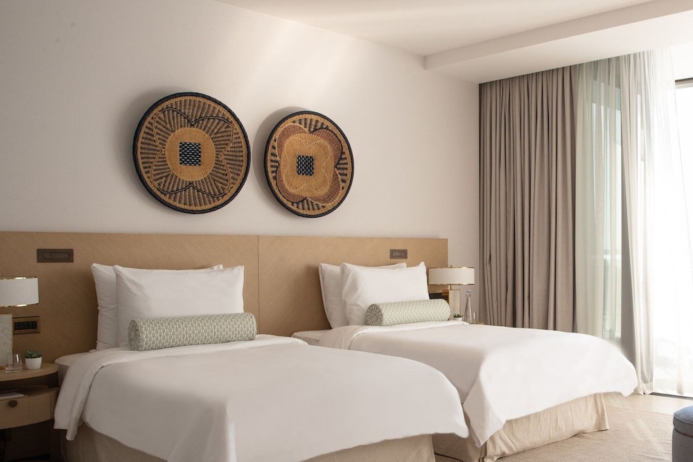 GARDEN, TWIN BEDS, TERRACE