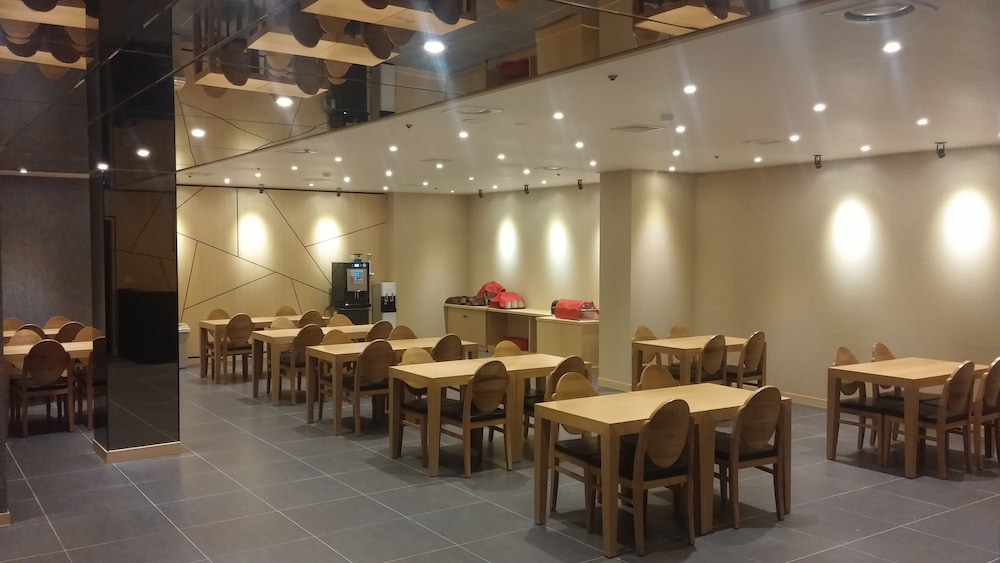 Hotel Almond Busan Station 33/47