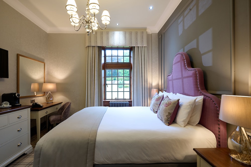 Estate, King Bed