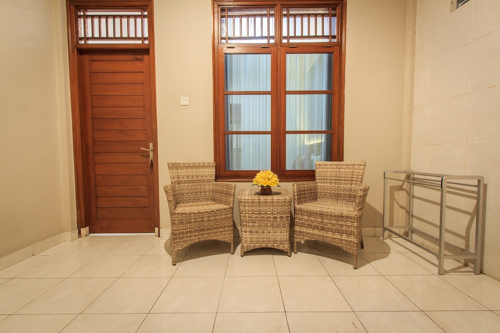 Pondok Anyar Inn 20/50