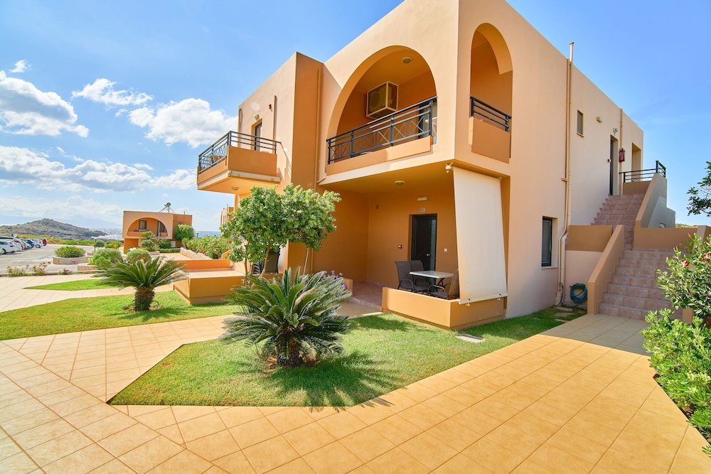 Nanakis Beach Apartments 31/36