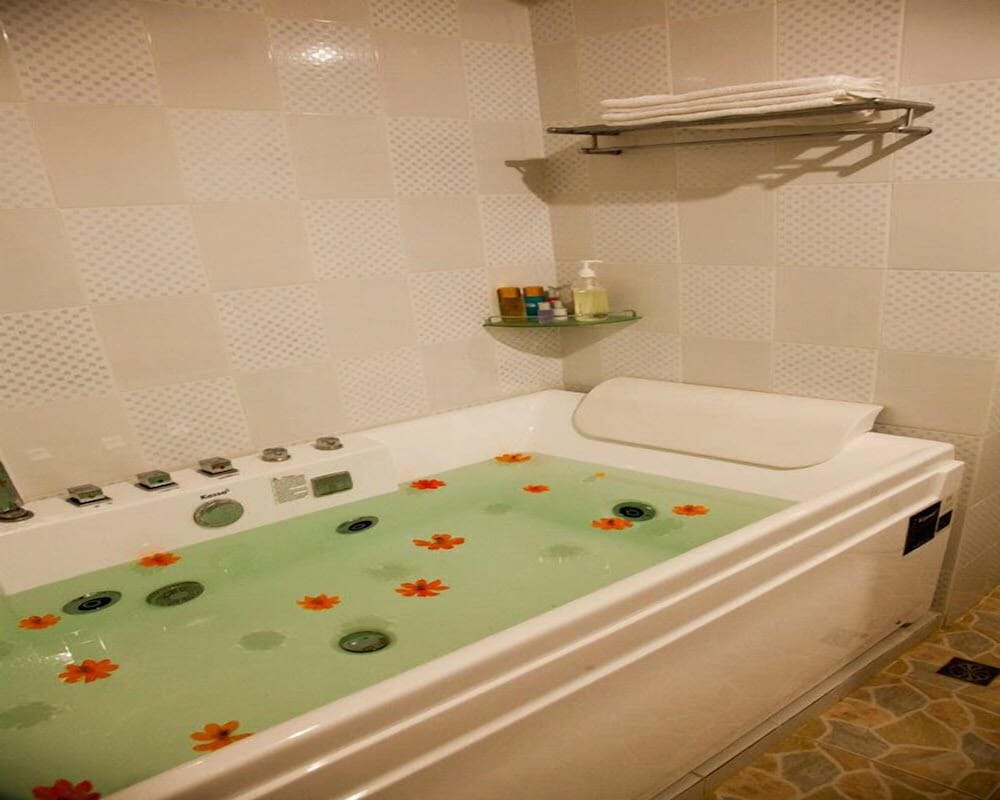 Zaza Hotel 49/49