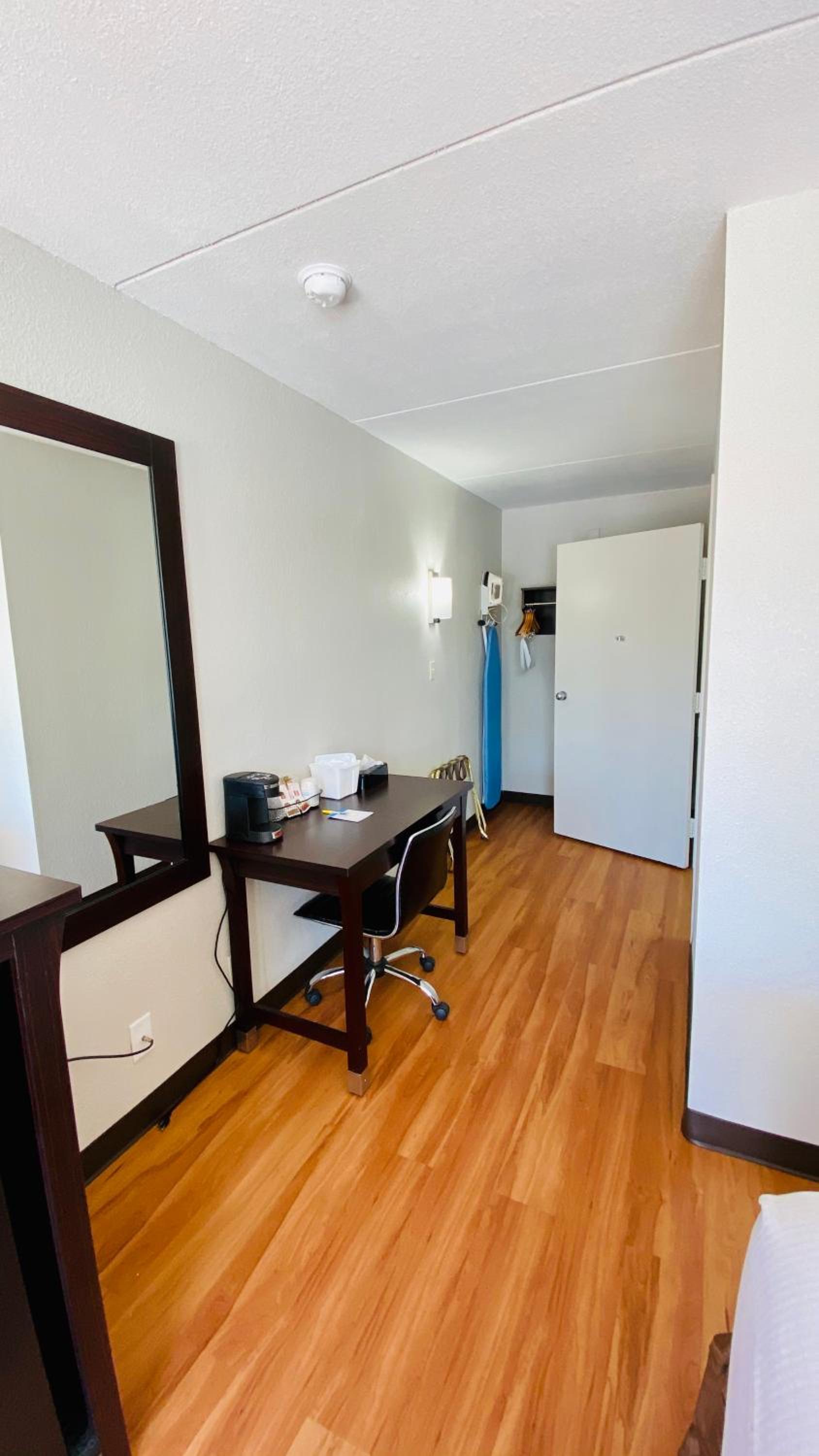 Days Inn by Wyndham Maysville Kentucky 24/30