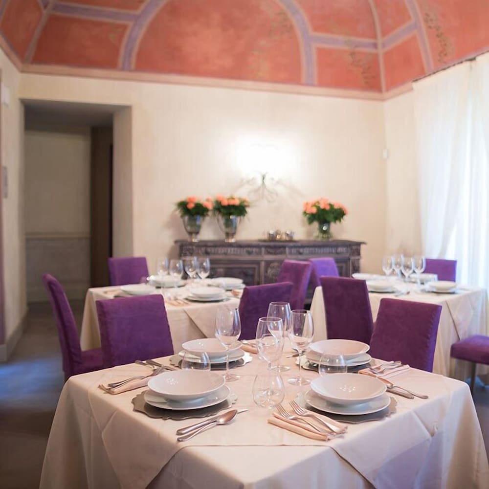 Castello Di Pontebosio Luxury Resort 34/50