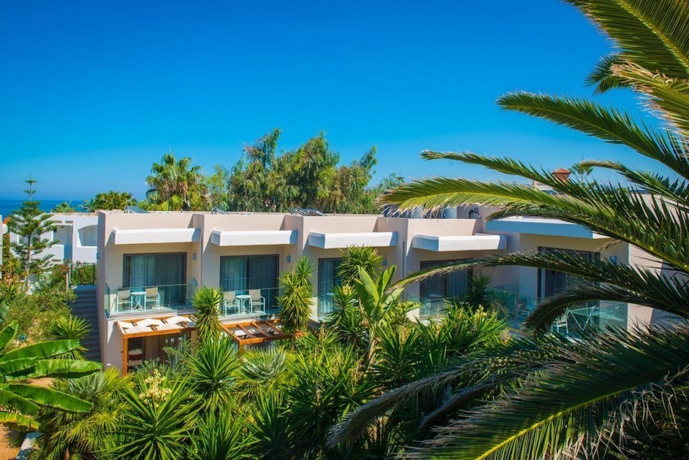 Cretan Beach Resort Hotel in Apokoronas