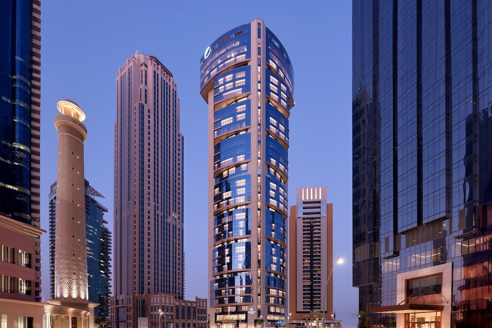 Element West Bay Doha 45/50