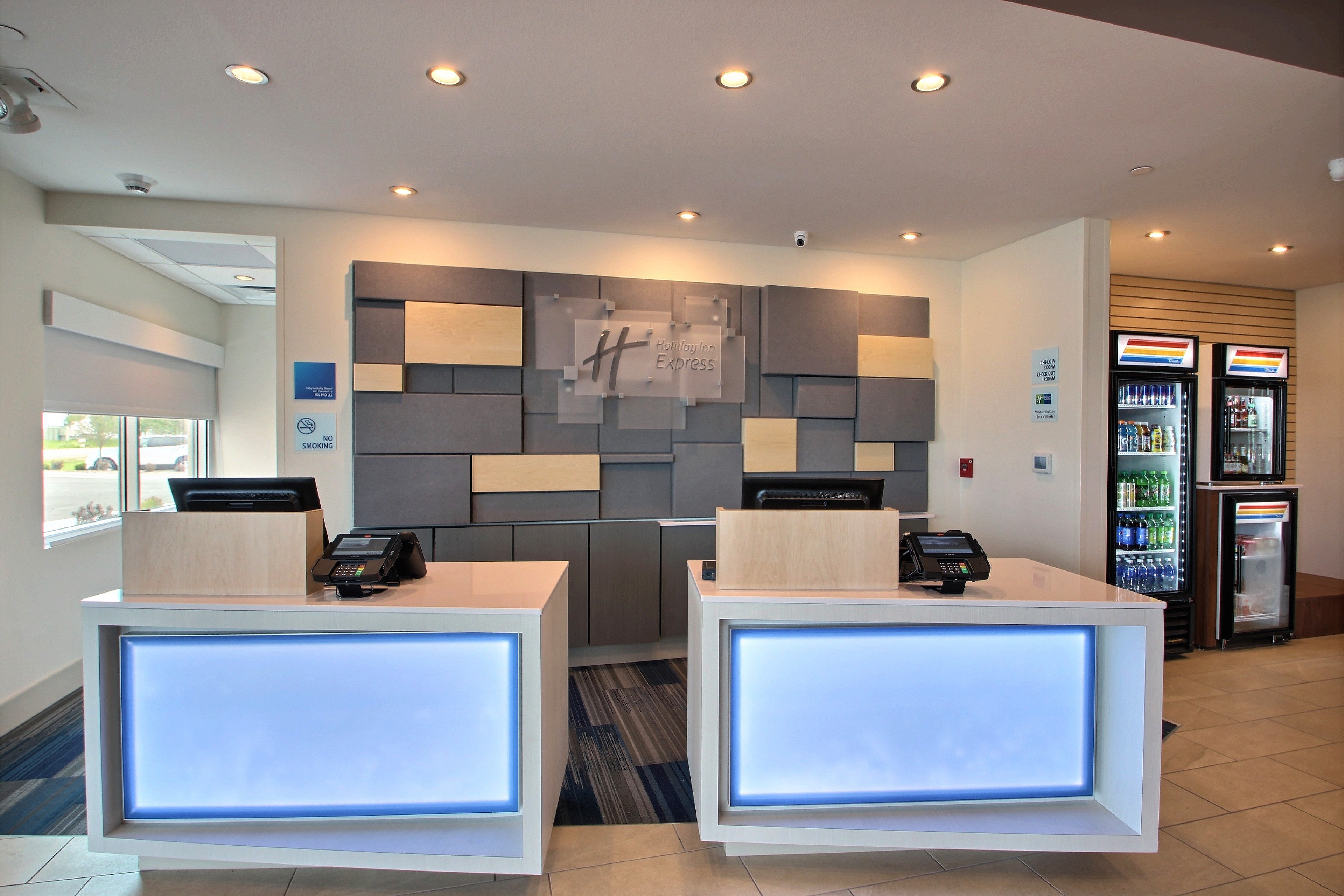 Holiday Inn Express & Suites FOND DU LAC 2/32