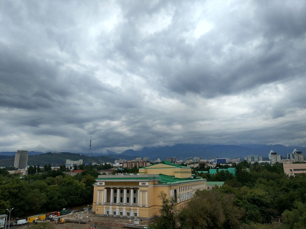 Almaty Hotel 45/50