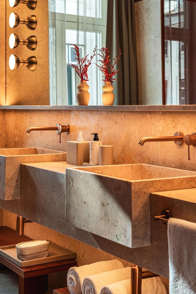 Andaz Lisbon 48/50