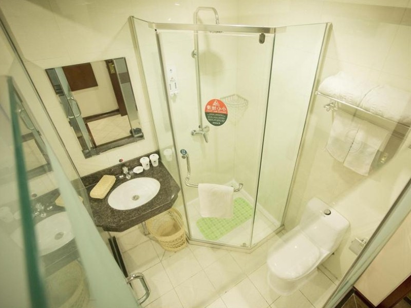 GREENTREE INN NINGBO DONGQIAN LAKE YINXIAN AVENUE NORTH MOZHI ROAD HOTEL 38/38