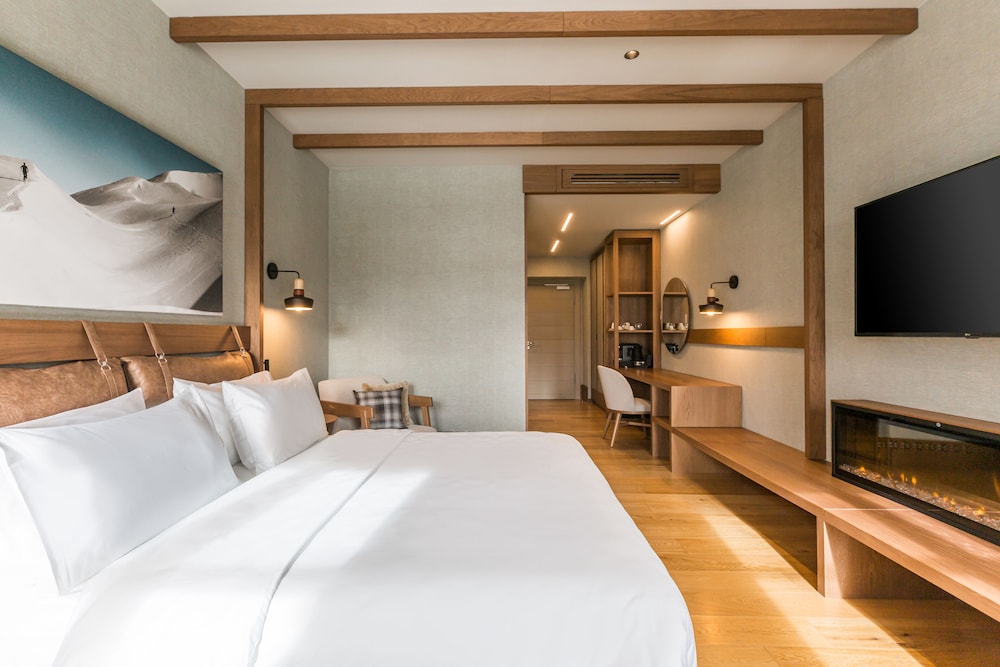 Grand Hotel Savoia Cortina d'Ampezzo, A Radisson Collection Hotel 20/70