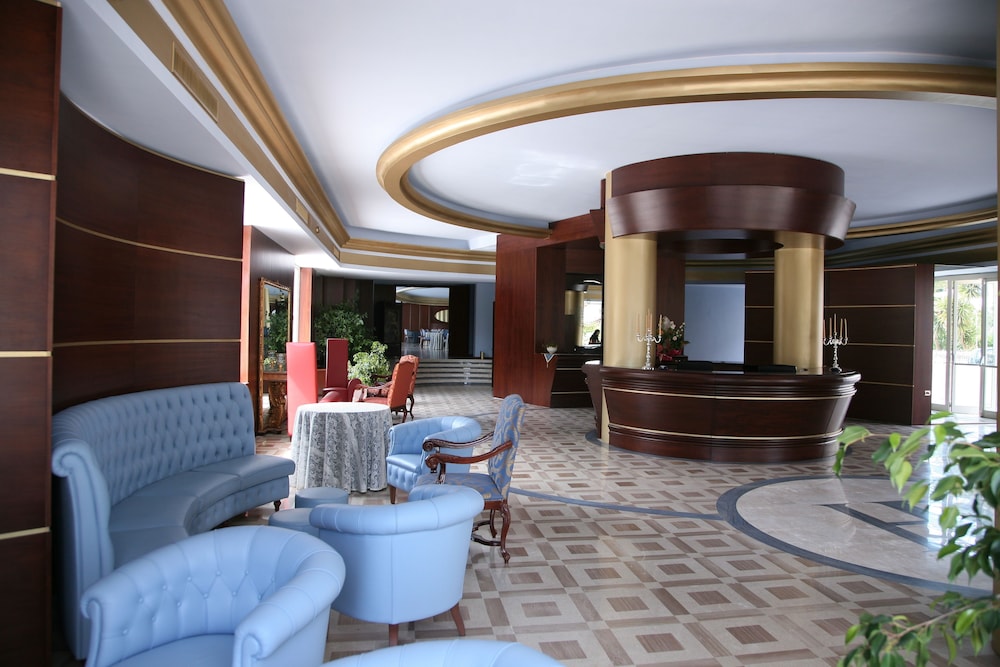 Hotel Royal 9/25