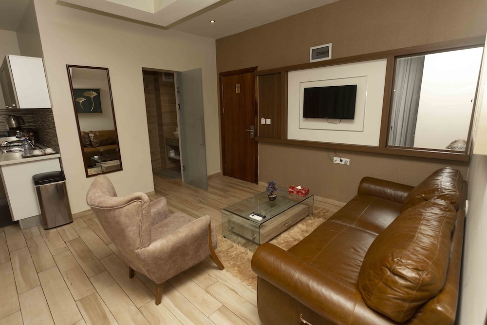 San Marino Hotel Apartment 27/50